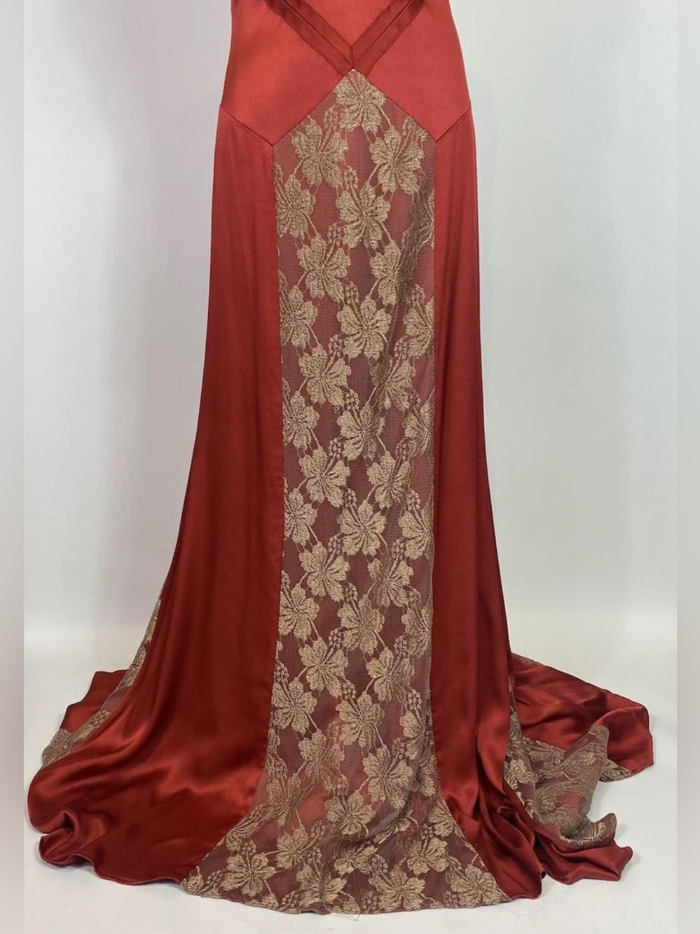 1990s - Y2K Nicole Miller Red Silk Satin and Gold Lace Gown Deadstock NWT - Picture 8 of 10